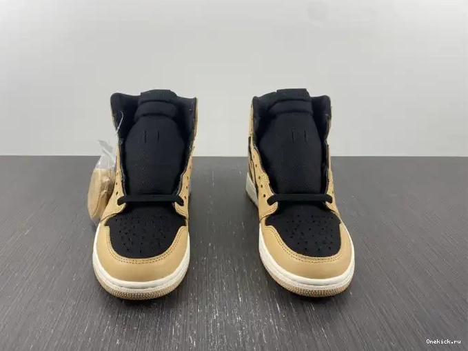 One Kick Jordan Heirloom 1 Air 555088-202 High OG 0624
